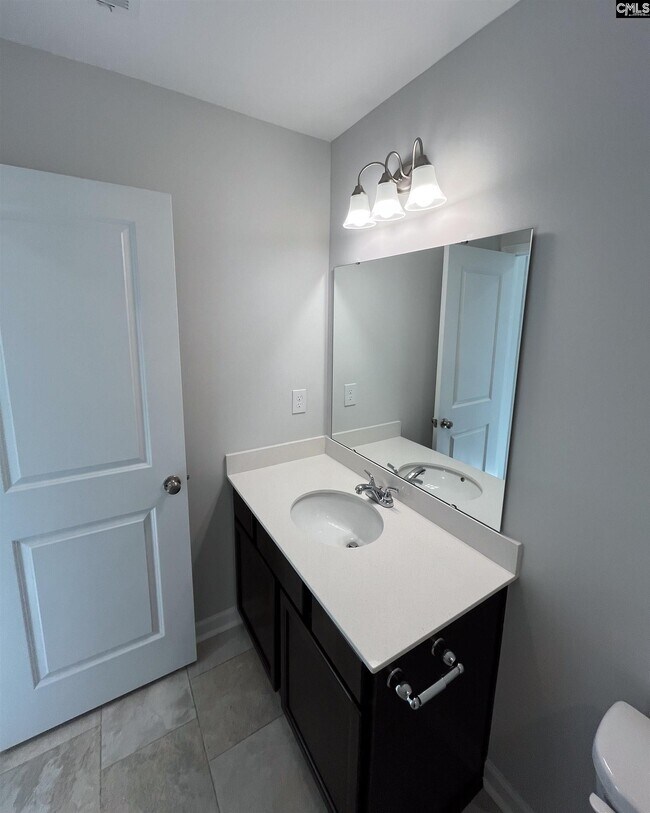 Building Photo - 330 Canary Grass Ct