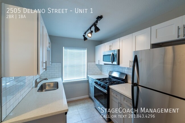 Building Photo - 2505 Delano St