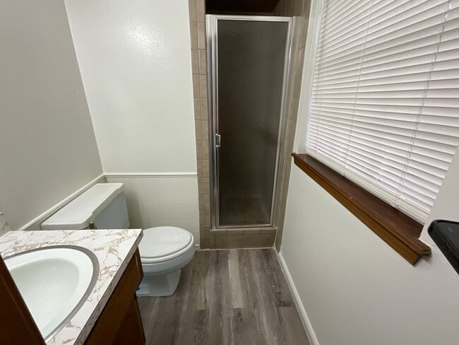 Building Photo - 3bd 2ba 2 car