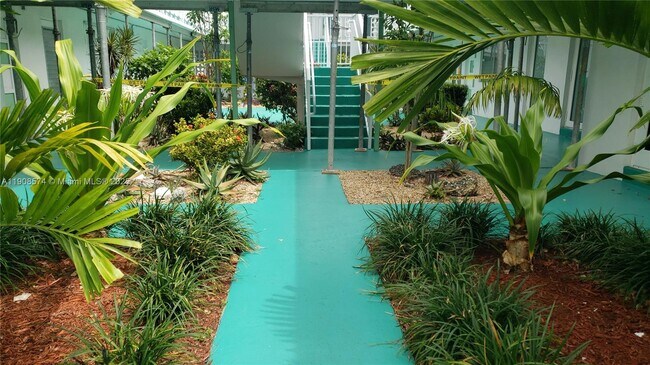 Building Photo - 1715 Wiley St