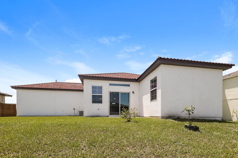 Building Photo - 105 Big Black Dr