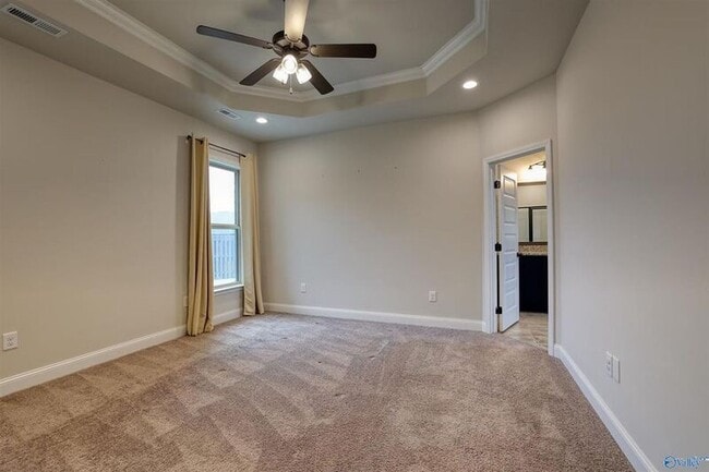 Building Photo - 12786 Juniors Dr