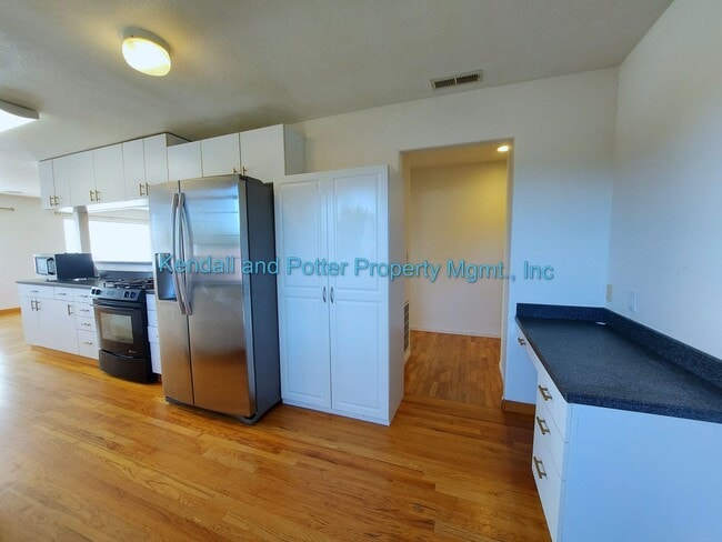 Building Photo - 1/2 Off 1st Month's rent with Move In by 1/15/26 - Wonderful 3+ Bed/2 Bath Home in Soquel
