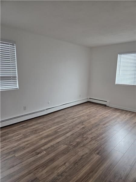 Building Photo - 172 Summer St