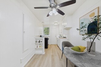 Building Photo - Banner Circle Apartments