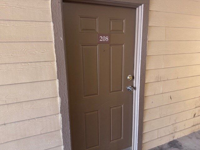 Building Photo - 2905 Clarksville St