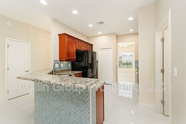 Building Photo - 2611 Highlands Creek Way
