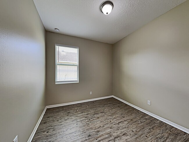 Building Photo - 3821 Enchantment Ln