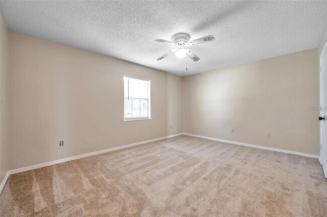 Building Photo - 6632 Hickorywood Ln