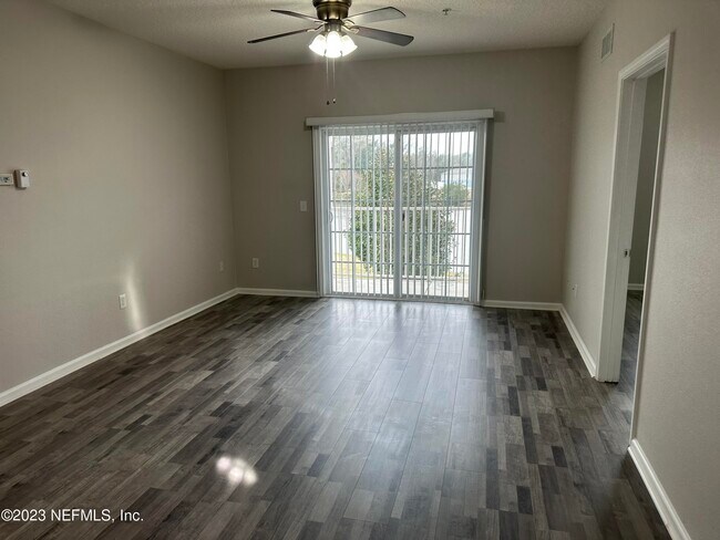 Building Photo - 4908 Key Lime Dr