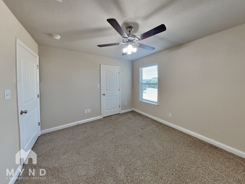 Building Photo - 708 Rolling Terrace Cir