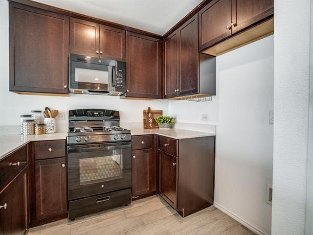 Building Photo - 1505 Helmoken Falls Dr