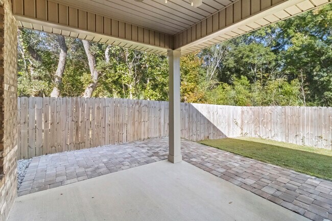 Building Photo - 949 Kenzie Ln