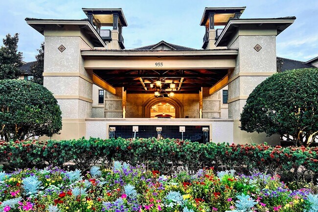 Building Photo - 955 Registry Blvd