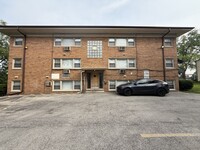 Building Photo - 5900 Butterfield Rd