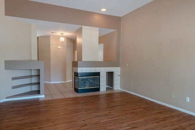 Building Photo - "Discover Comfort & Style: Spacious 3-Bedroom, 2-Bath Home in Las Vegas, NV!"