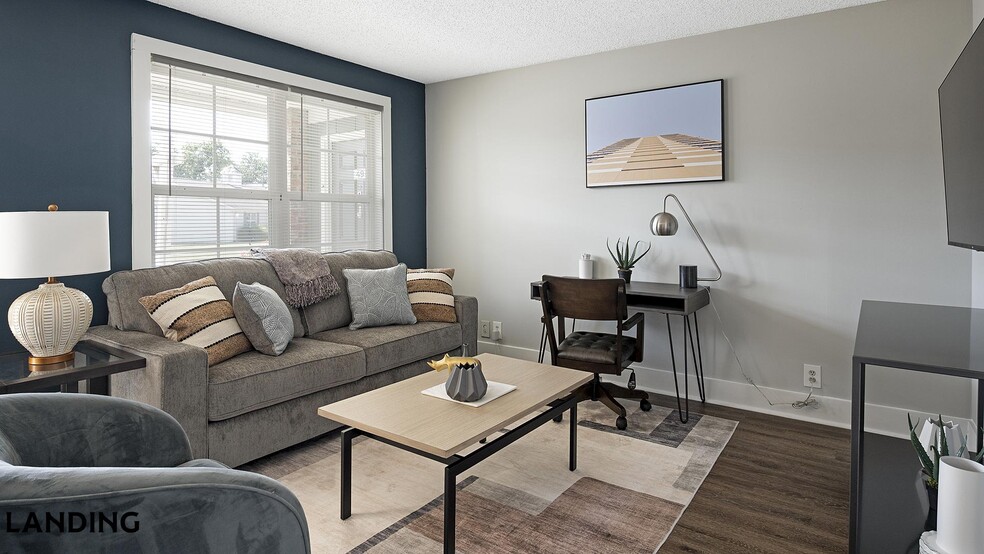 Building Photo - 231 New Shackle Island Rd