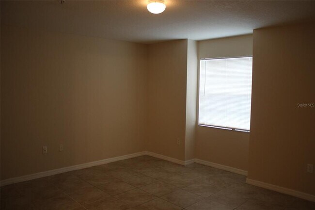 Building Photo - 13838 Fairway Island Dr