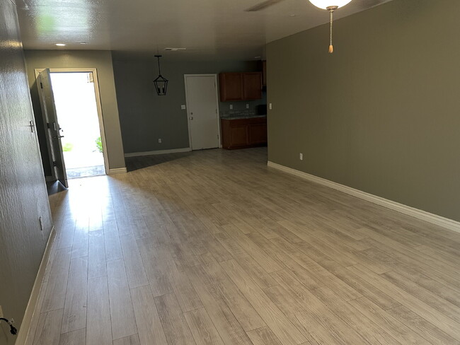 Building Photo - A Perfect Blend of Space & Convenience in This 3-Bedroom Charmer