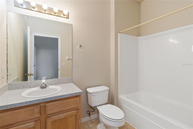 Building Photo - 214 Monroe Cir