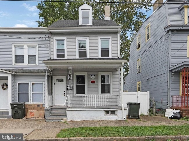 Building Photo - 133 E Federal St