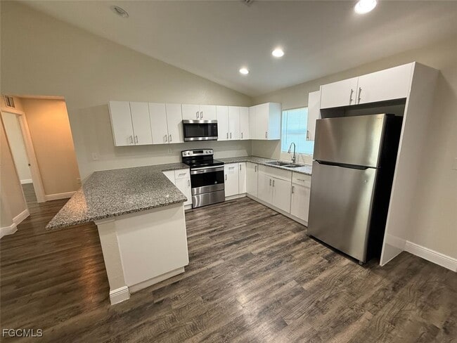 Building Photo - 3003 Harvard Cir
