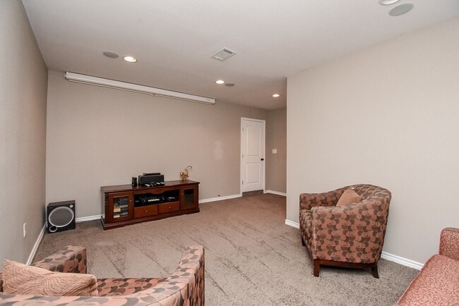 Building Photo - 10106 Cypress Path
