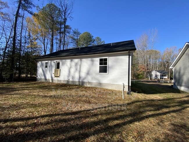 Building Photo - 54 Azalea Way