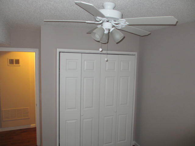 Building Photo - 1310 Admiral Blvd