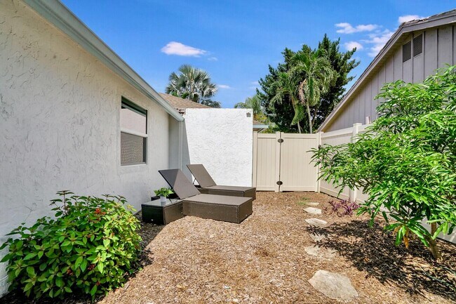 Building Photo - 1212 Mulberry Pl