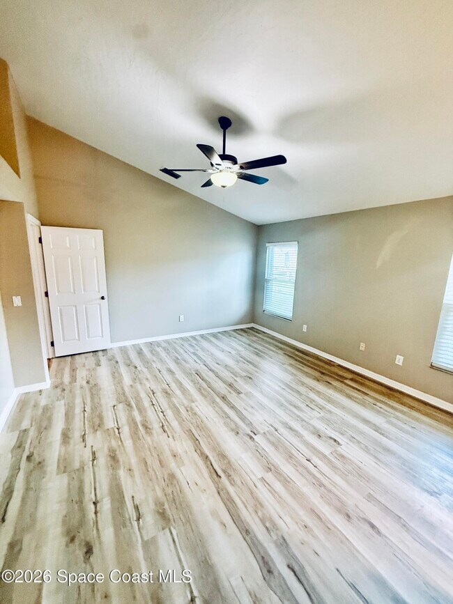 Building Photo - 1686 Rustic Way