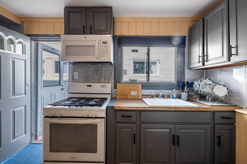 Building Photo - 255-32-255149 149th Ave