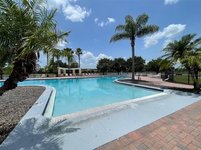 Building Photo - 625 Willett Dr