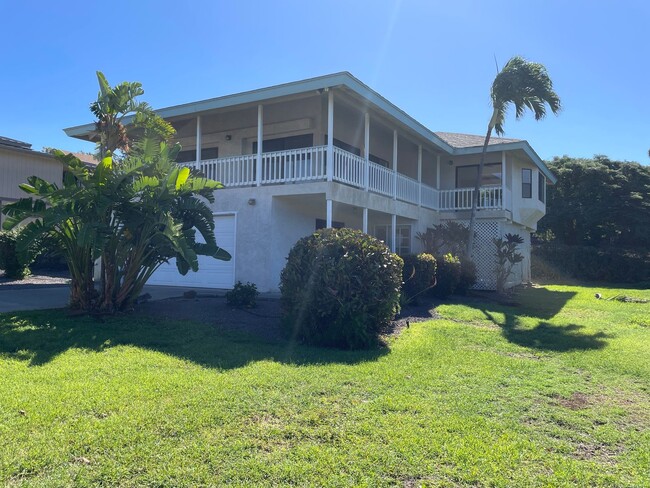 Primary Photo - White, June K. (Waikoloa) - 1