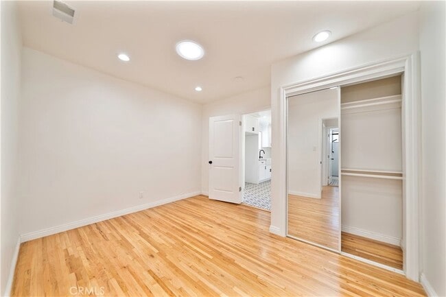 Building Photo - 1217 Camelia Dr