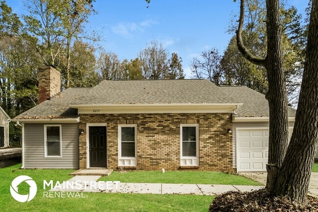 Building Photo - 8217 Meadowdale Ln