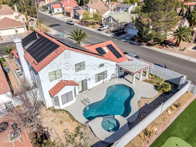 Building Photo - SW The Lakes!!!! Pool!!! Spa!!! Solar Panels!!! Primary bedroom downstairs!!! 3 Car Garage!!!