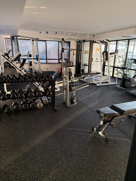 Building Photo - 426 S 1000 E