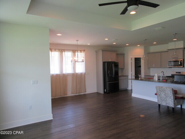 Building Photo - 404 Warren Bayou Ln.