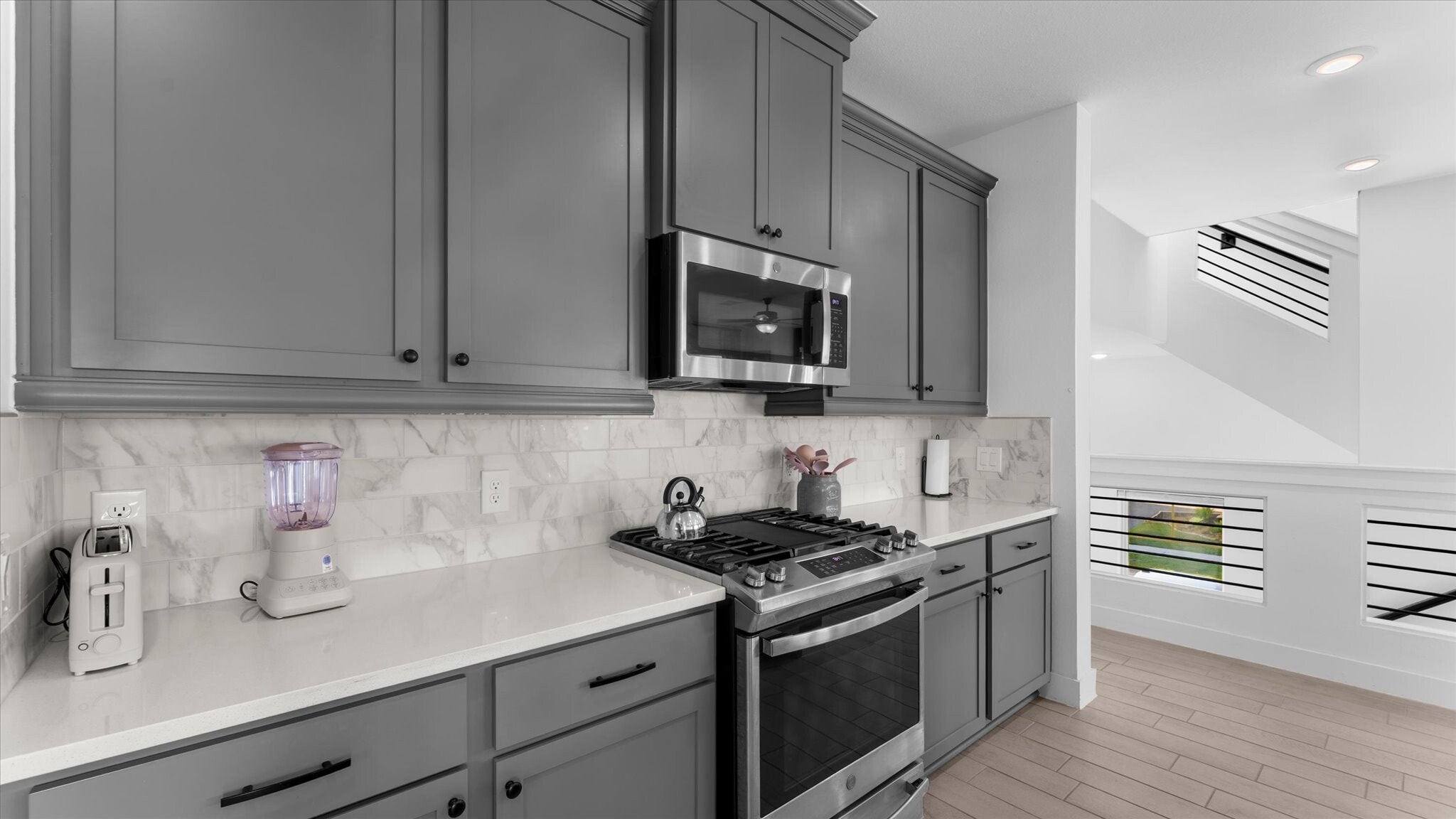 Building Photo - 15135 Colorado Bnd Pk Dr