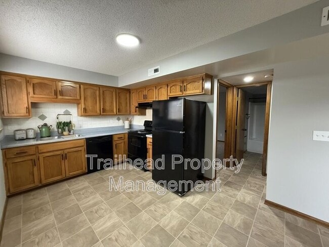 Building Photo - 3407 NW Duncan Rd