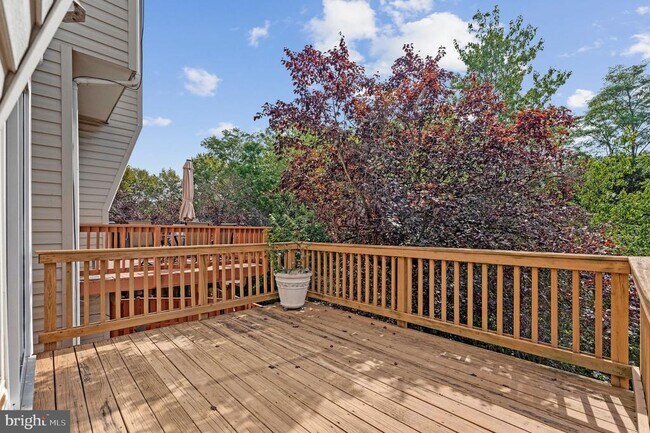 Building Photo - 45514 Baggett Terrace