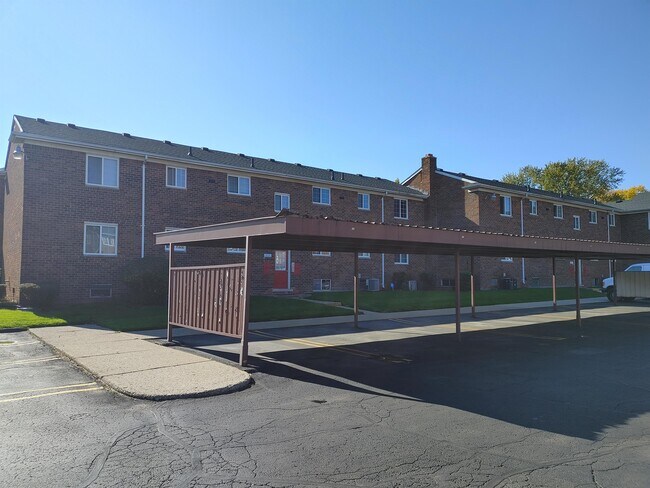 Building Photo - 25312 Shiawassee Cir