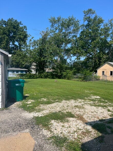 Backyard - 590 S Henderson St