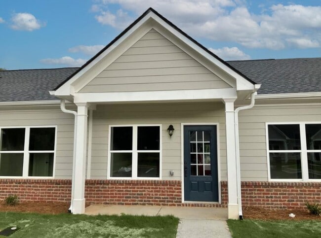 Primary Photo - 602 Parkview Ct