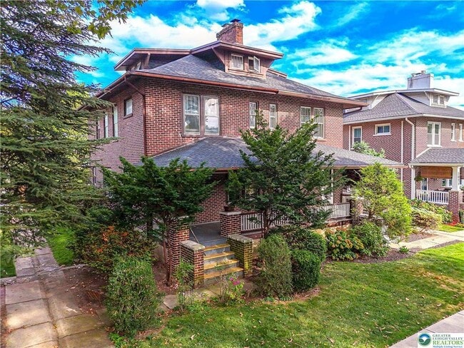 Primary Photo - 1030 N New St