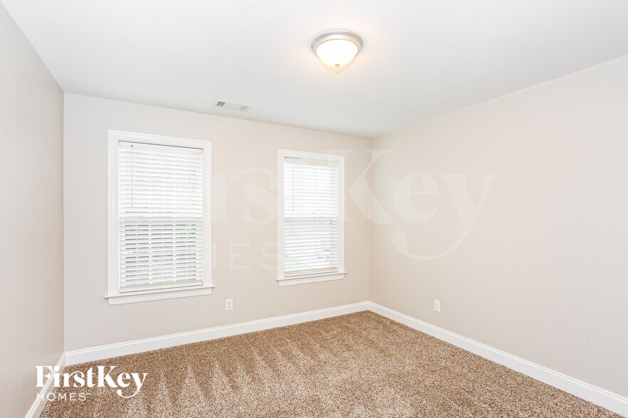 Building Photo - 10826 Dapple Grey Ln