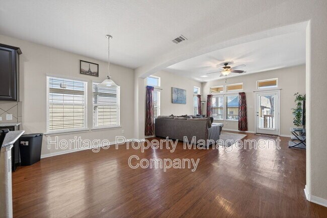 Building Photo - 147 Brook View