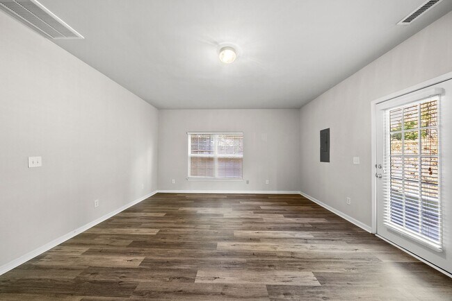 Building Photo - 2615 Wyntercrest Ln