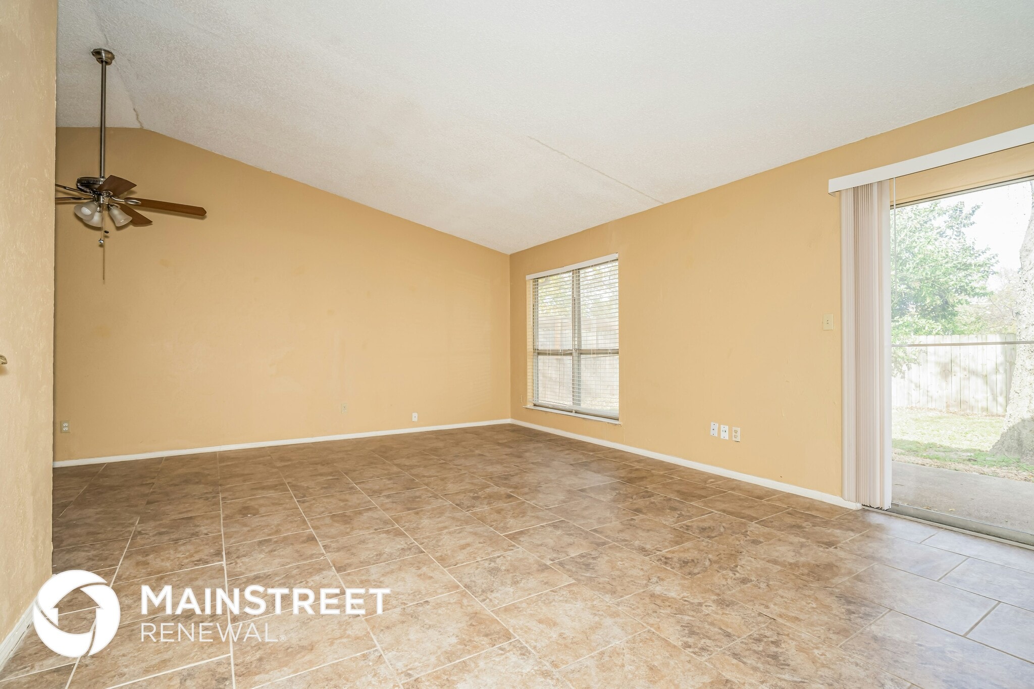 Building Photo - 505 San Carlos Dr